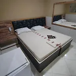 Hotel Flert Santana