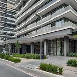 Predio Com Rooftop E Cafe Da Manha Ao Lado Da Faria Lima - Jfl