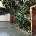 Casa Espacosa Na Vila Romana