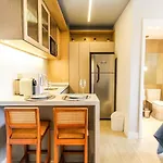 Yp1608 - Glamour | Metro Paraiso