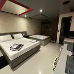 Prestige Motel 3