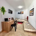 Suites E Quartos Com Localizacao Privilegiada, 7 Minutos Do Aeroporto De Congonhas