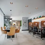 Estudio Moderno E Funcional - Coracao De Pinheiros