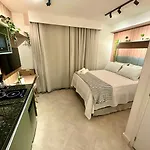 Moderno Estudio Em Bela Vista, Prox A Paulista, Hospitais, Bares E Metro