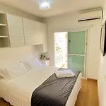 Jacuzzi, Ac, Vaga, Vila Olimpia | Brazilian Corner