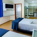 Carillon Plaza Hotel