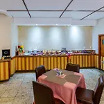 Carillon Plaza Hotel