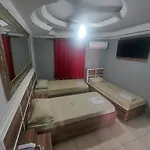 Hotel Luar
