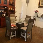 Quarto Em Apartamento