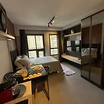 Cozy Studio In Brooklin