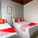 OYO Hotel Castro Alves, São Paulo