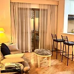 803 - Rentaqui Apartamento Beautiful View Retro