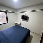 323 - Hotel The Time Berrini - A 200 Metros Do Wtc