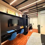 Chic Black Design - Zpinheiros