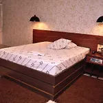 Gales Hotel (Adults Only)