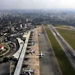 Casa Toda No Campo Belo