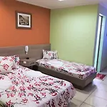 Charlott Hotel