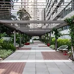 Grechi\'S London Sp Residence