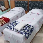 Gold Star Hotel