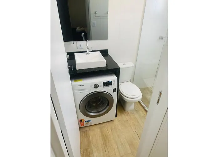 132A - Studio Inteiro 132A