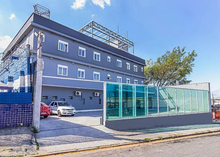 Age Hotel