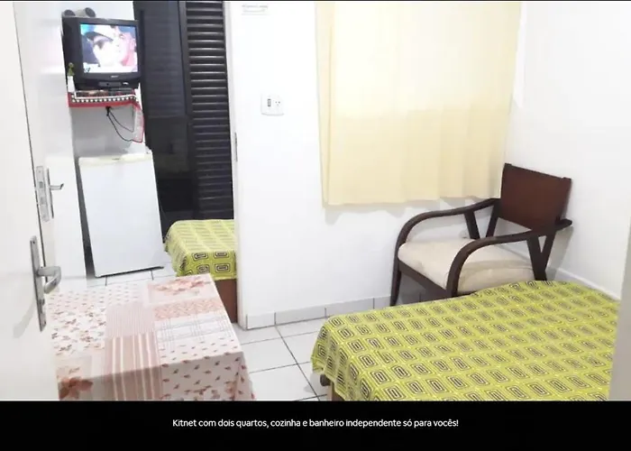Kitnet 2 Quartos, Independente, Perto Do Metro Com Tv, Frigobar, Fogao E Microondas