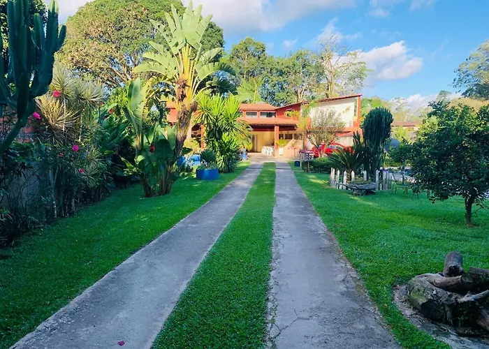 Chacara Encantadora, Em Meio A Natureza.