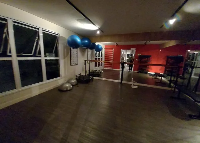 Novo, lazer completo e 3 quadras da Av. Paulista.