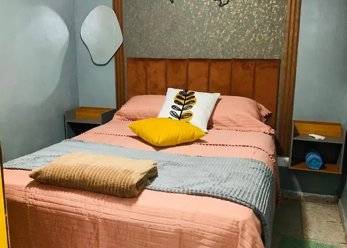 Bras, Rua Tiers, Ap Vautier, 7 Pessoas, 2 Quartos, Pe Na Feirinha Da Madrugada, Cozinha