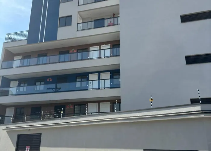Condominio Ipe Roxo