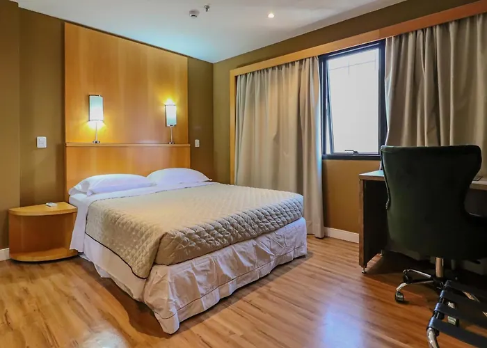 1707 Flat Com Duas Suites Com Servico De Hotel No Itaim Bibi!