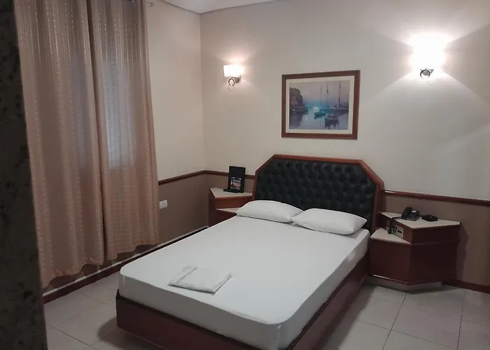 Hotel Paris