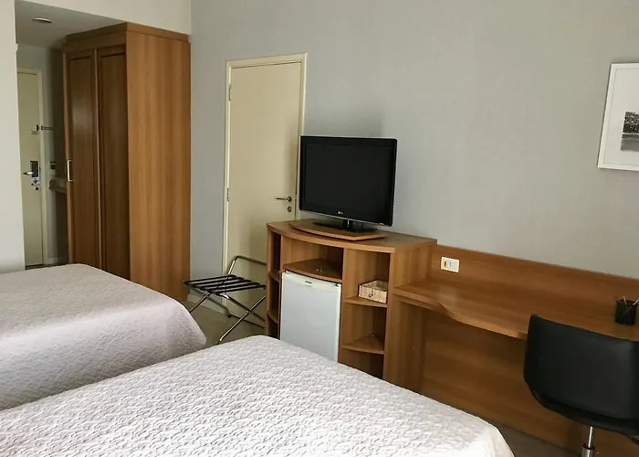 Flat Na Avenida Sabia-Moema