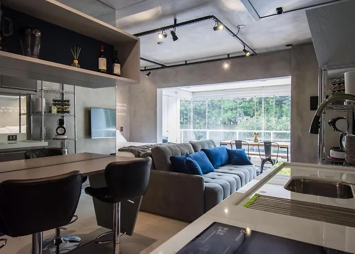 Grechi\'S London Sp Residence