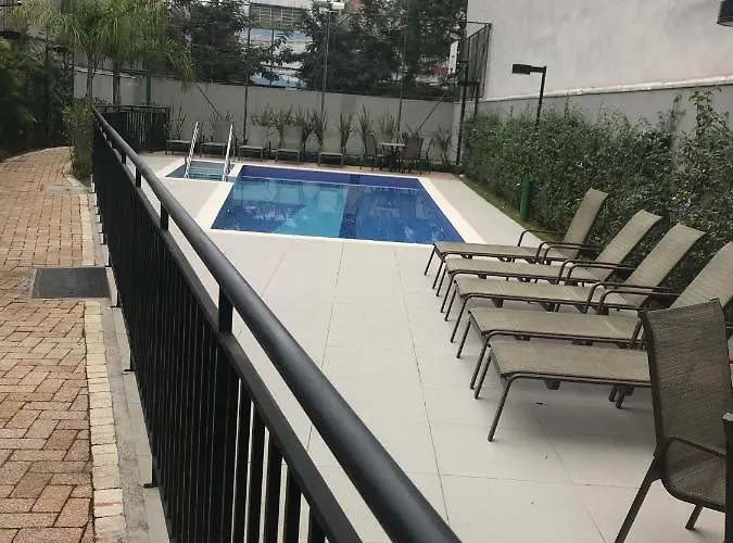 Studio Expo Norte Bras Sp Feira Da Madrugada Piscina Aquecida E Estacionamento Gratuito