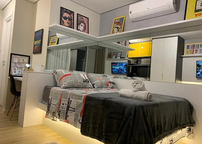 Lindo Studio Com Estacionamento E Internet !