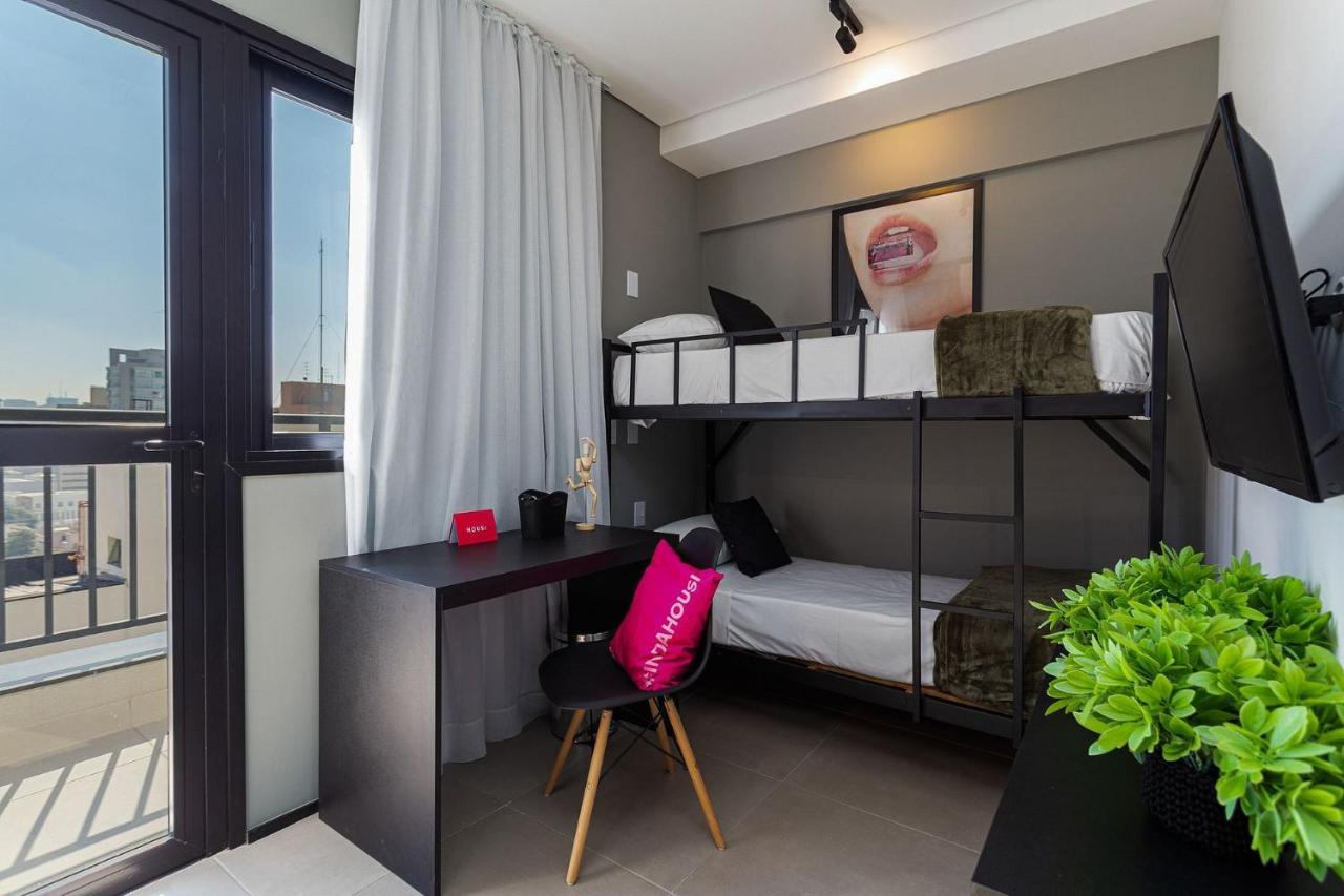 Vn Humberto I Apartment