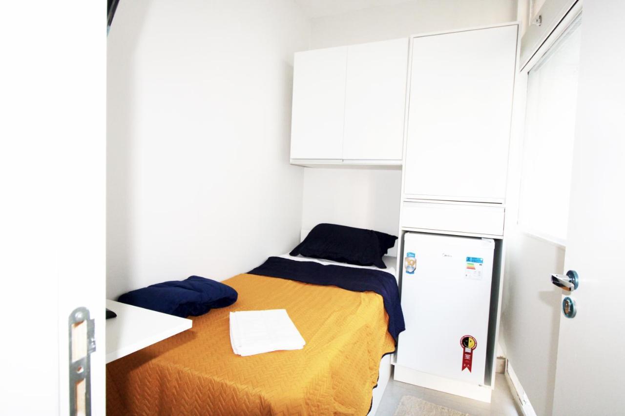 Reis Capsule hotel *
