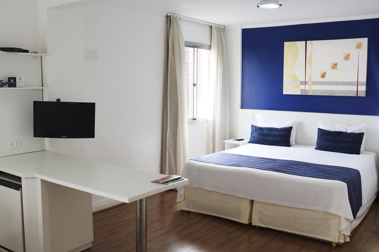 Khách sạn Century Paulista 4*