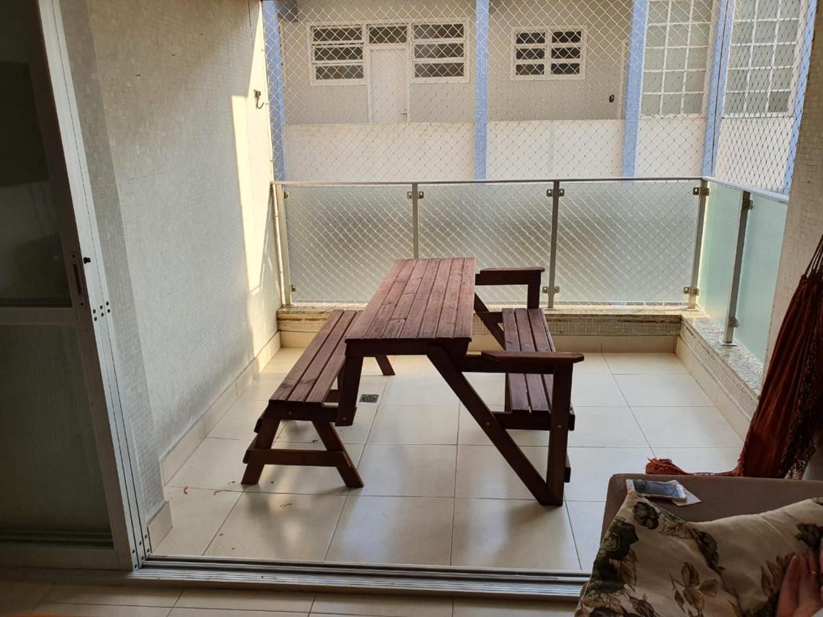 Praia Da Enseada Apartment