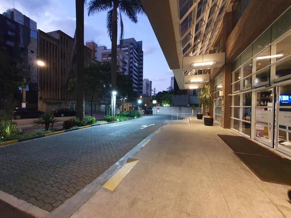 Lindo Apto Com Piscina E Academia Prox Av Paulista Sao Paulo