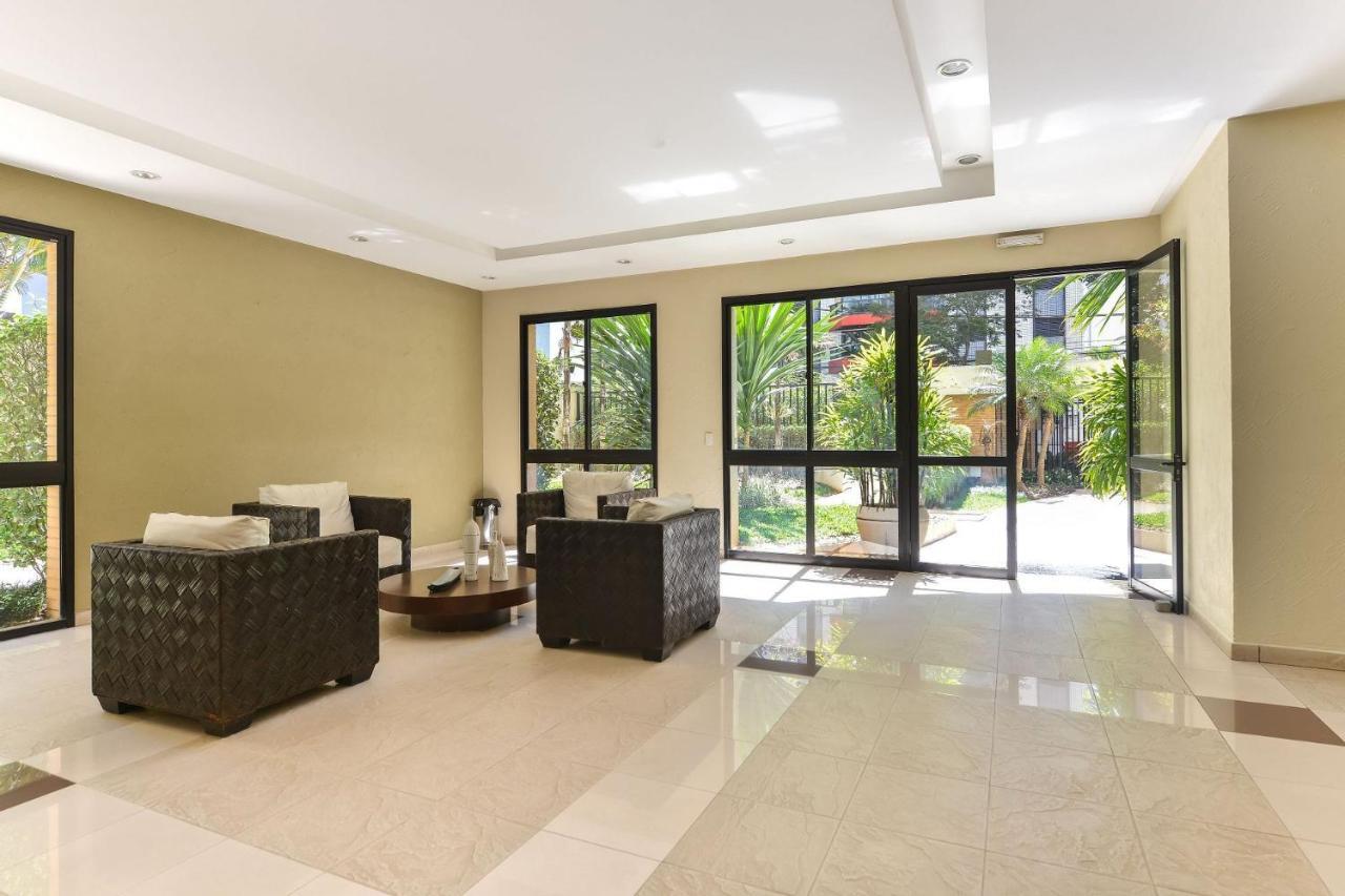 Aconchegante Com Vista Incrivel, Piscina E Vaga *