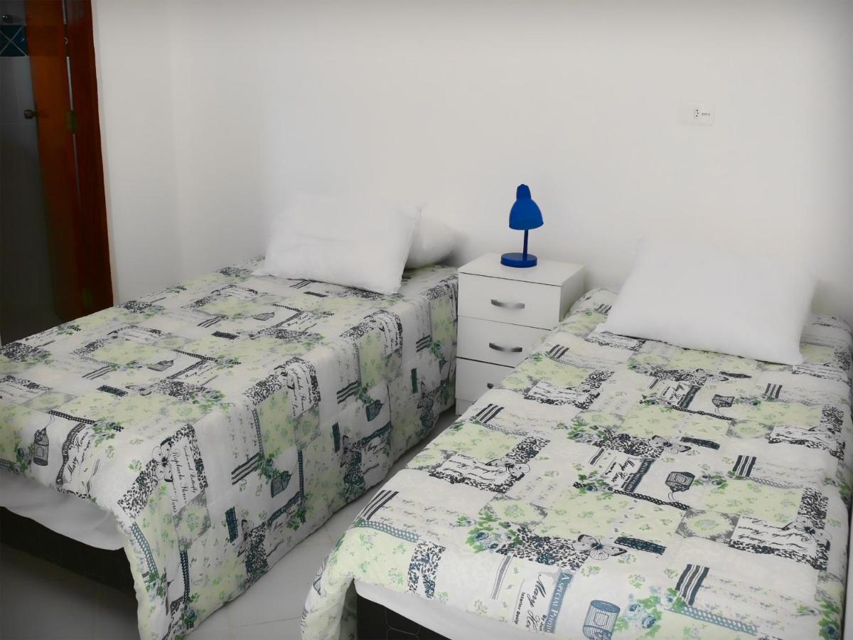 Apartamento Boulevard Avenida - 13 Aptos Condominio Pe Na Areia *