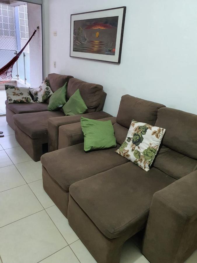 Praia Da Enseada Apartment *
