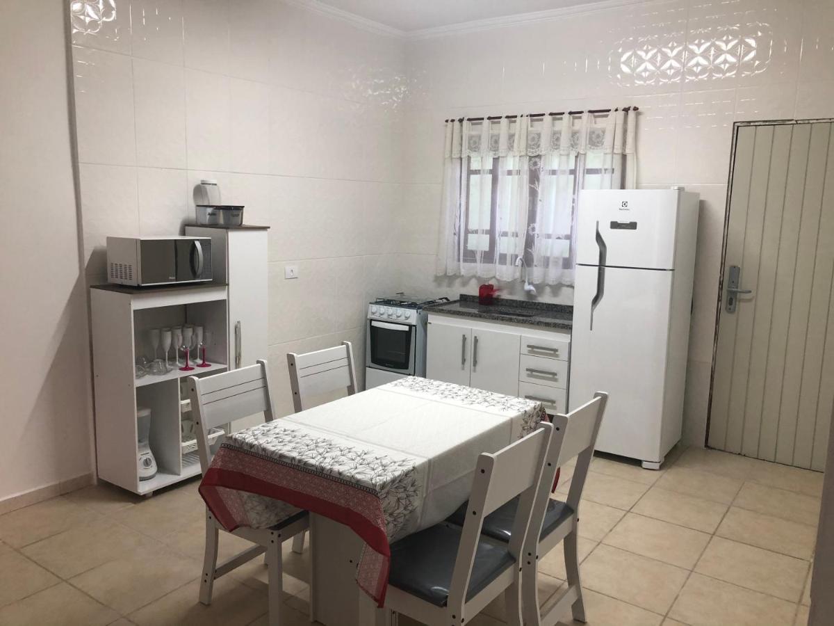 Nhà nghỉ Casa De Villagio Com Piscina- 70 Metros Da Praia *