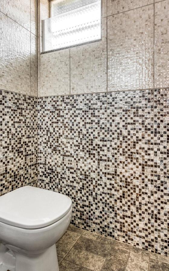 Hotel Oyo Estrela Dalva, 3*