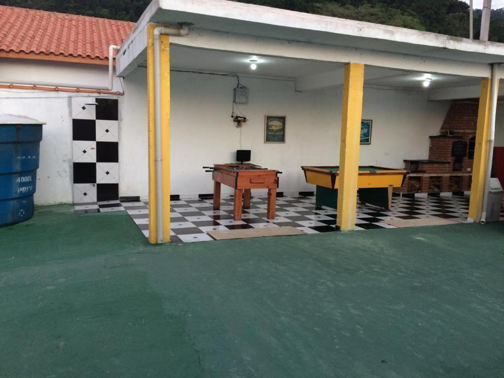 Holiday home Otima Casa Com Piscina Em Praia Grande