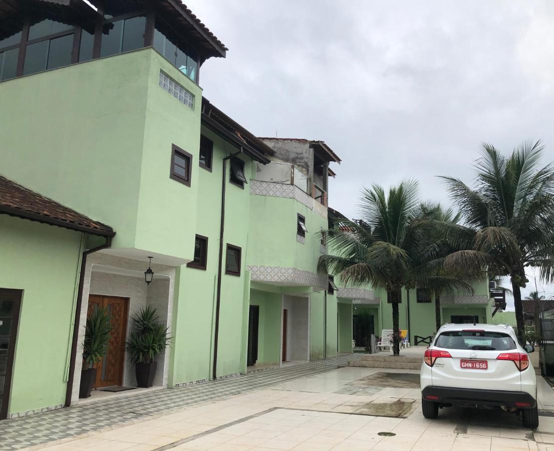 Nhà nghỉ Casa De Villagio Com Piscina- 70 Metros Da Praia