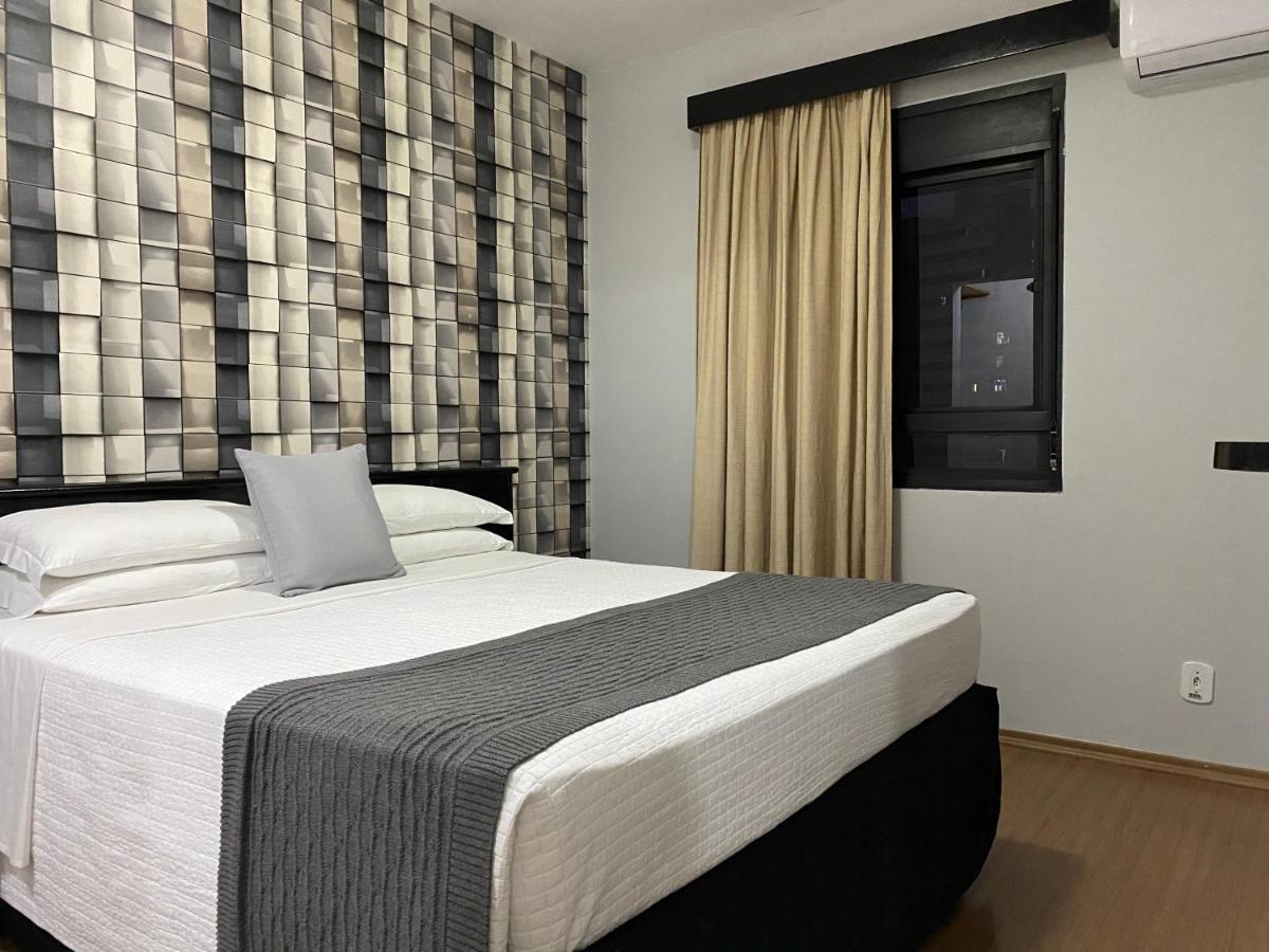 360 Santa Cecilia Apartment *