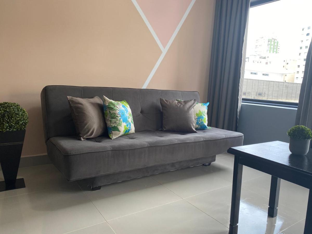 360 Santa Cecilia Apartment